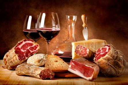 Sabato 11 Maggio ore 18,30 Saperi e sapori di-vini: degustazione salumi Levoni e Lambrusco